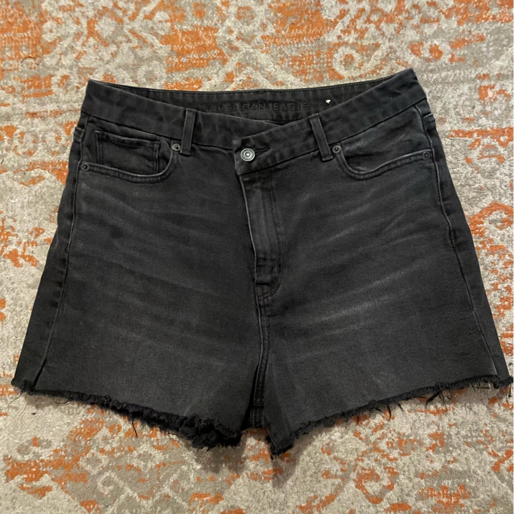 American Eagle Curvy Denim Mom Shorts, black size 10